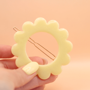 Barrette sunflower - jaune citron – bijou résine fait main L'Atelier Joye